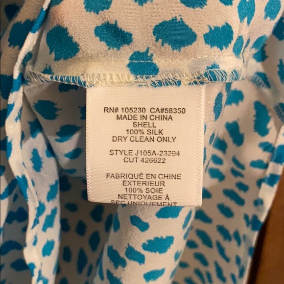 Joie small teal and white high/low leopard blouse! - Picture 4 of 4